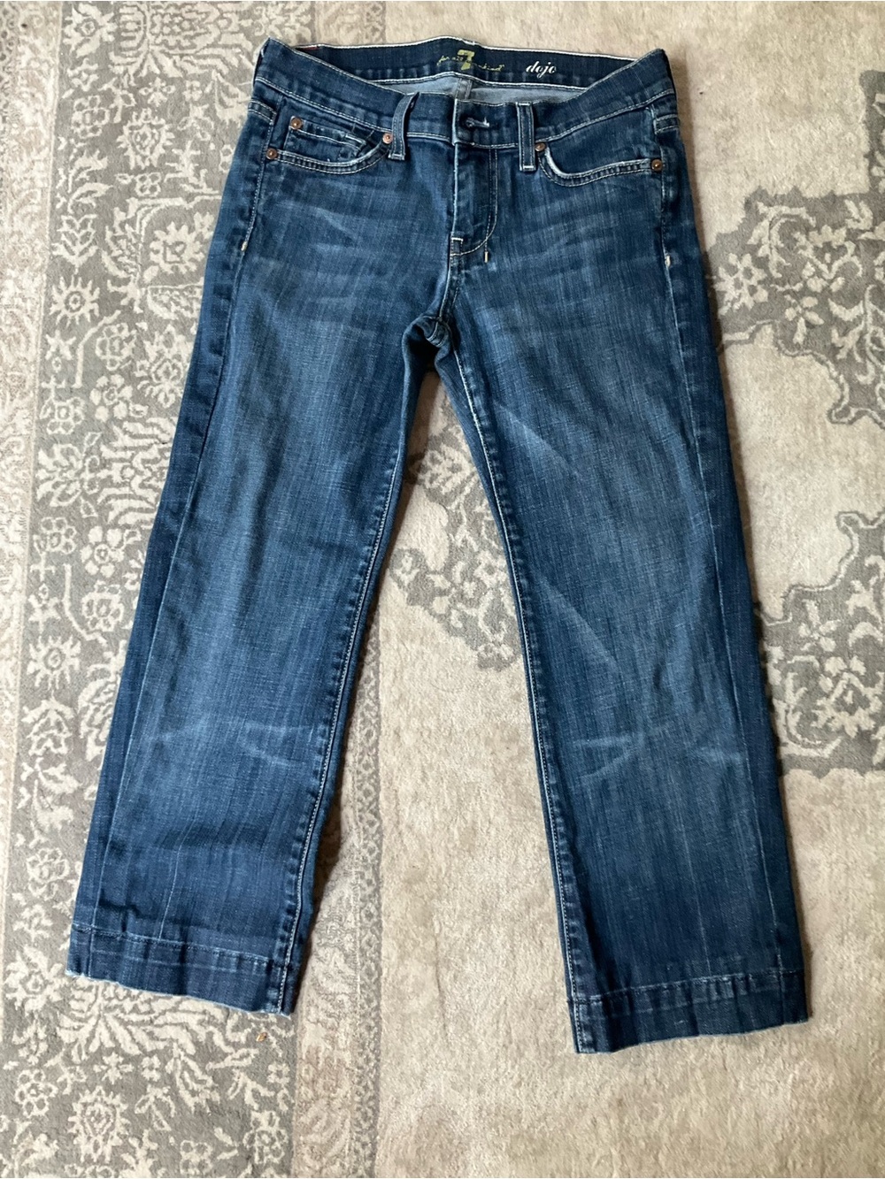 7 For All Mankind Women's Dark Blue Cropped Jeans Dojo